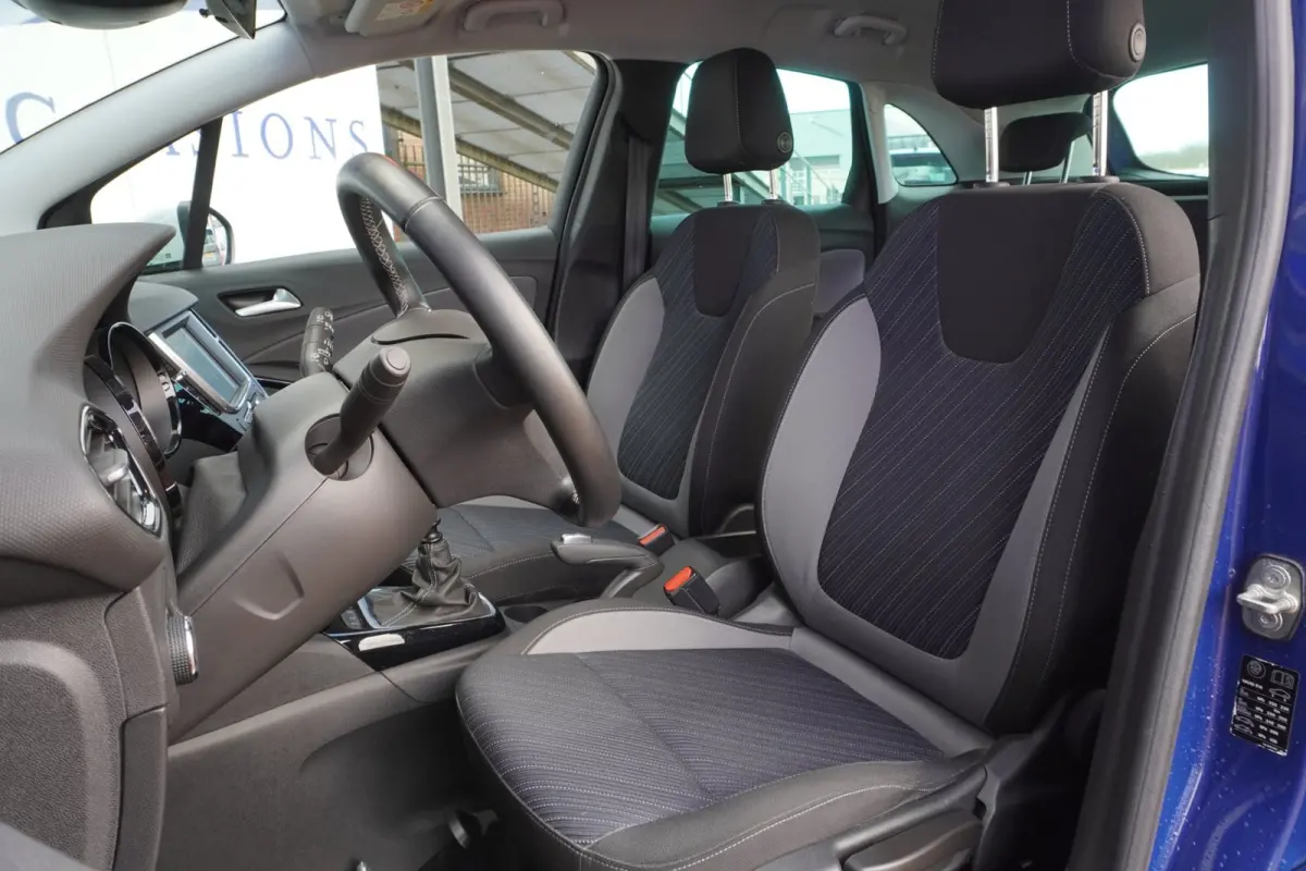 1.2 Turbo 120 Jaar Edition + Nieuwe Distributie-snaar = DEALER KWALITEIT !!