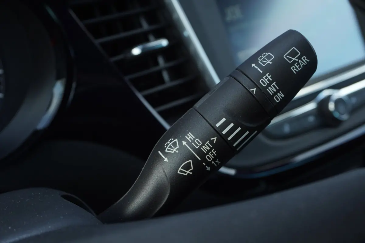 1.2 Turbo 120 Jaar Edition + Nieuwe Distributie-snaar = DEALER KWALITEIT !!