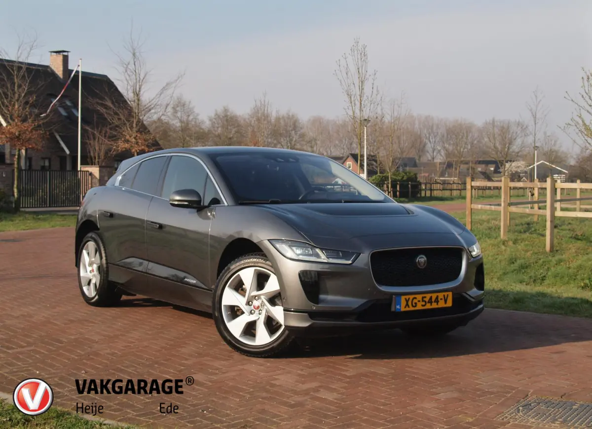 EV400 SE 90 kWh | Panoramadak | Camera | Head-Up Display | Meridian Audio | Stoelmemory |