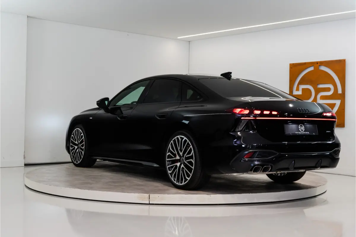 2.0 TDI Quattro 2x S-Line 204PK | NEW 2026 | Tech Pro | B&O | Pano | Memory | VOL