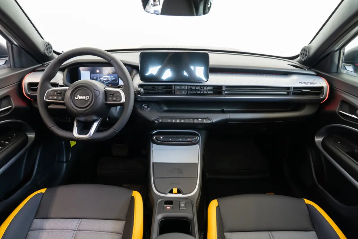 1.2T 4xe The North Face | Camera | Navigatie | Elektrische Achterklep | Climate Controle | Parkeersensoren |