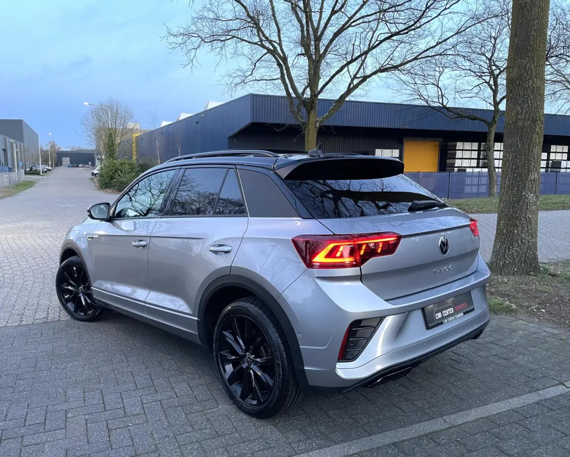 1.5 TSI R-Line Black Style/ Cam/ Pano/ Keyless/ Matrix IQ/ 18''LMV