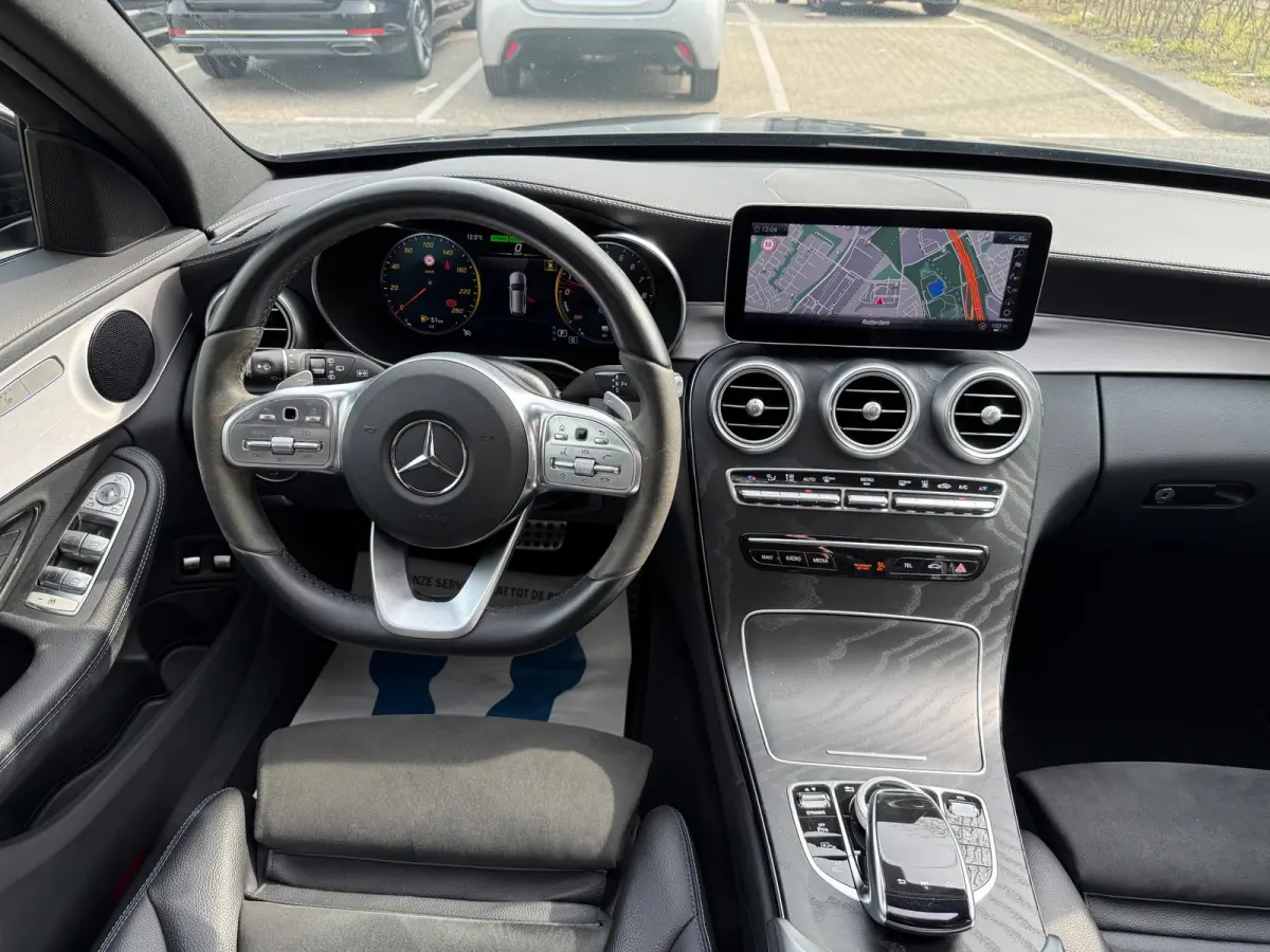 300 e AMG 360º/LEER/NAVI/PANO
