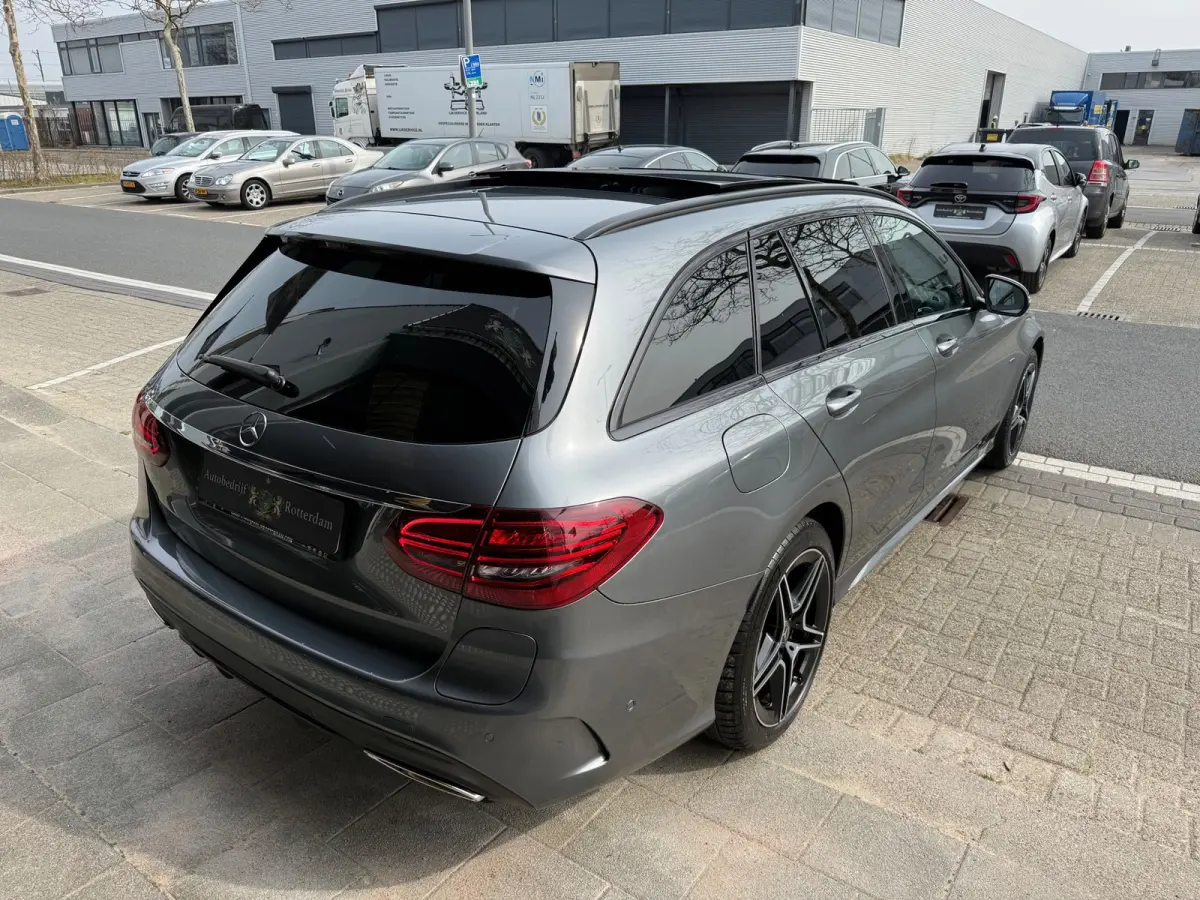 300 e AMG 360º/LEER/NAVI/PANO