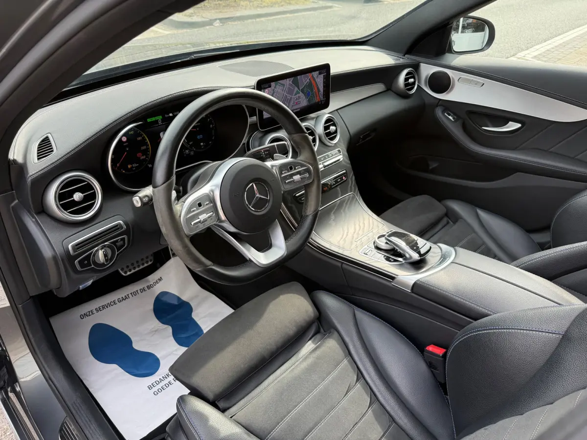 300 e AMG 360º/LEER/NAVI/PANO