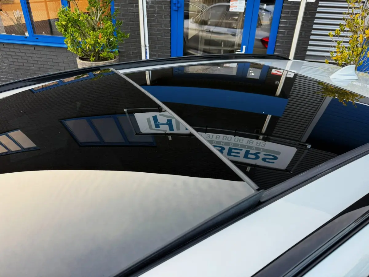 XDrive30i High Executive 252PK|M-Pakket|HUD|Pano|Sportstoelen|Led|AUT|DigitalCockpit|StoelVW|Leder interieur|Face Lift|PDC