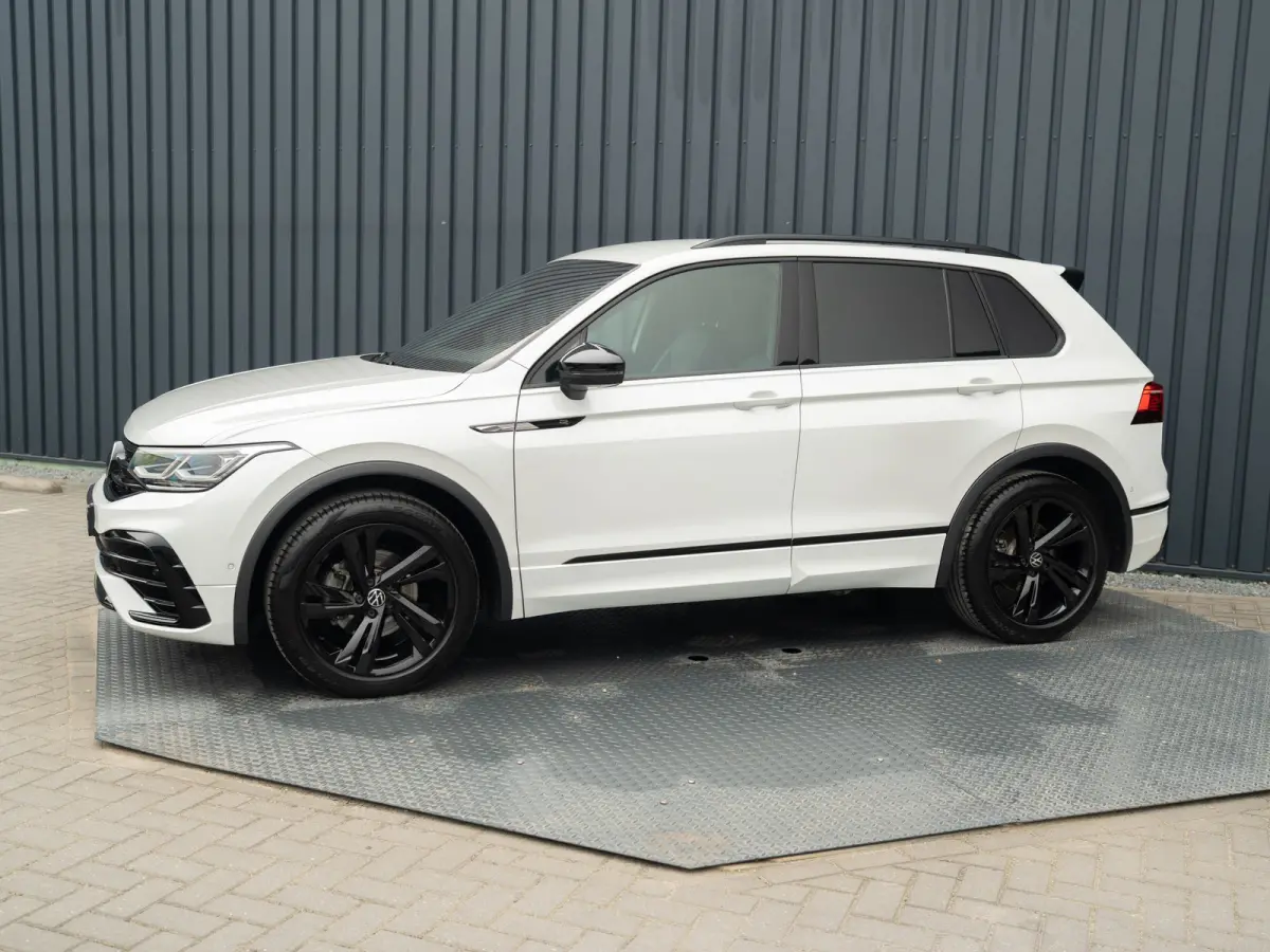 1.5 TSI R-Line Business+ | Trekhaak wegkl. | Head Up | Side Assist | IQ Light | Elk. A-klep | Prijs Rijklaar!!