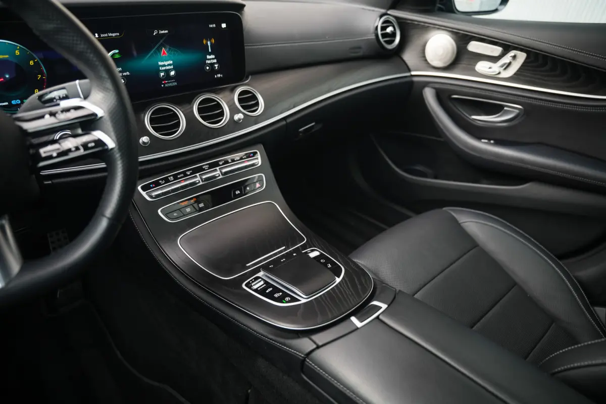 450 368 pk 4MATIC AMG Line / BTW-Auto/ NL-Auto/ Burmester/ Head-Up/ 360-Camera/ Pano-Dak/ Keyless/ Lucht-Vering/ Adap.Cruise/ 20'' LMV