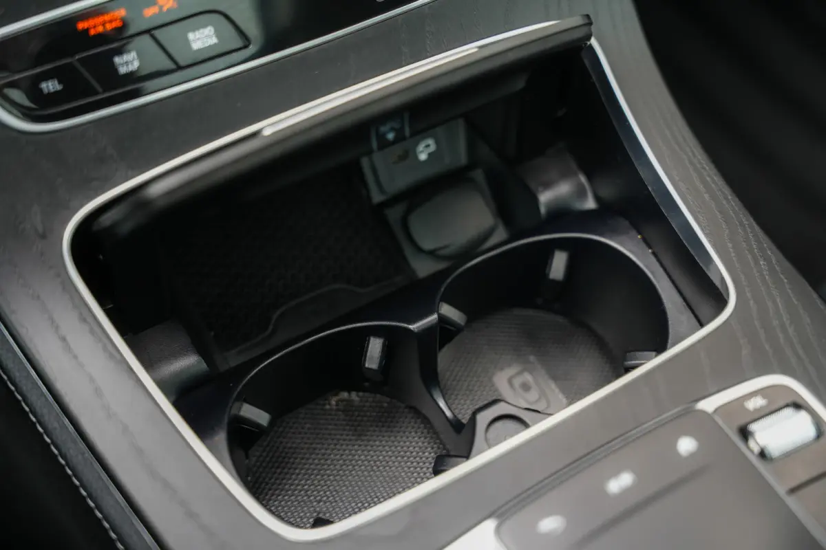 450 368 pk 4MATIC AMG Line / BTW-Auto/ NL-Auto/ Burmester/ Head-Up/ 360-Camera/ Pano-Dak/ Keyless/ Lucht-Vering/ Adap.Cruise/ 20'' LMV