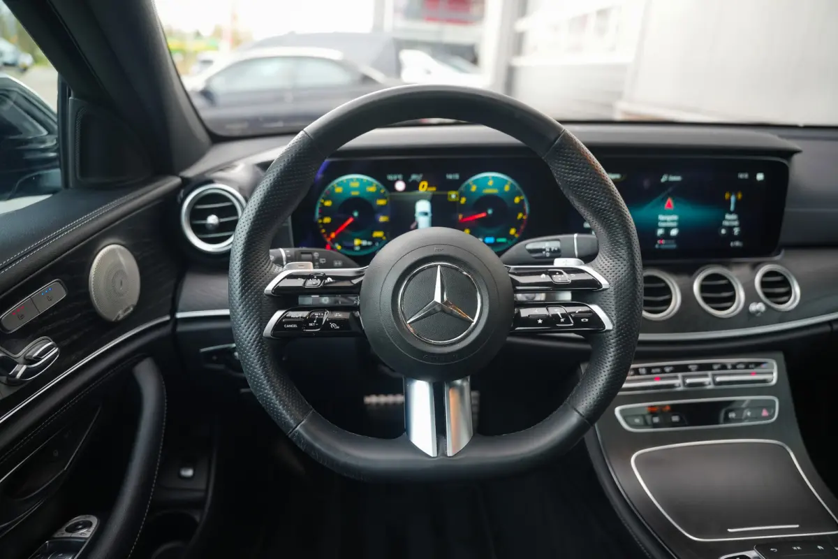 450 368 pk 4MATIC AMG Line / BTW-Auto/ NL-Auto/ Burmester/ Head-Up/ 360-Camera/ Pano-Dak/ Keyless/ Lucht-Vering/ Adap.Cruise/ 20'' LMV