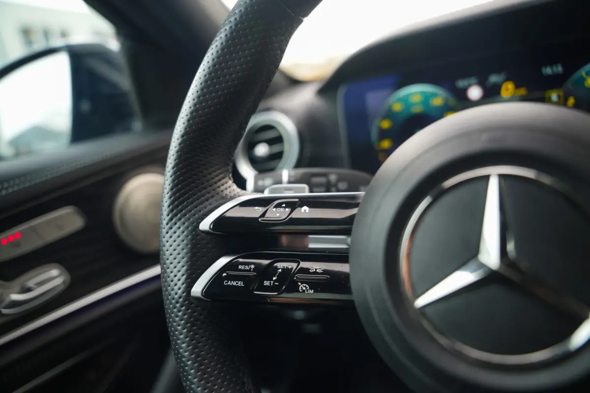 450 368 pk 4MATIC AMG Line / BTW-Auto/ NL-Auto/ Burmester/ Head-Up/ 360-Camera/ Pano-Dak/ Keyless/ Lucht-Vering/ Adap.Cruise/ 20'' LMV