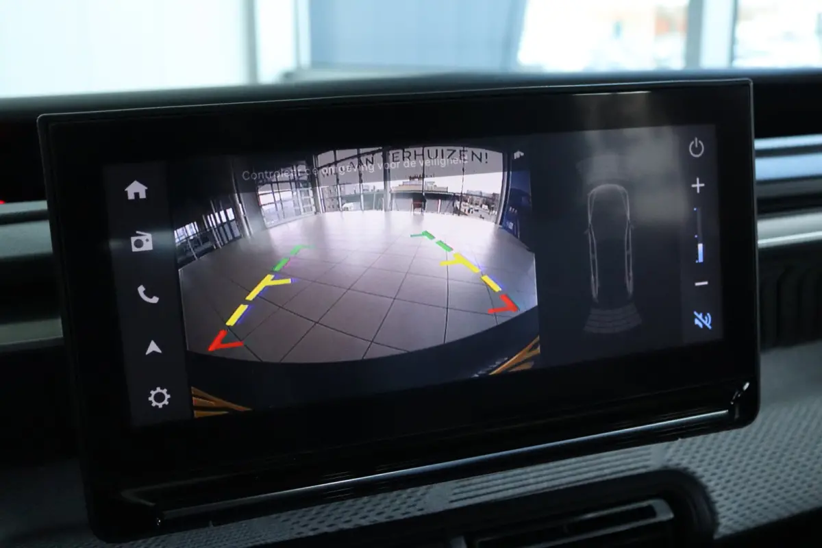 Max 1.2 Hybrid VOORRAAD ACTIE | 8 JAAR GARANTIE | Cruise Control | Camera | Navi | Climate | LMV | LED | Comfortstoelen | Carplay