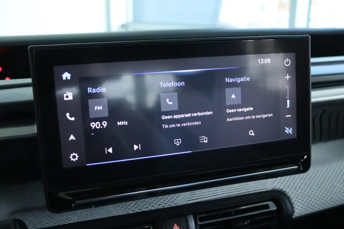 Max 1.2 Hybrid VOORRAAD ACTIE | 8 JAAR GARANTIE | Cruise Control | Camera | Navi | Climate | LMV | LED | Comfortstoelen | Carplay
