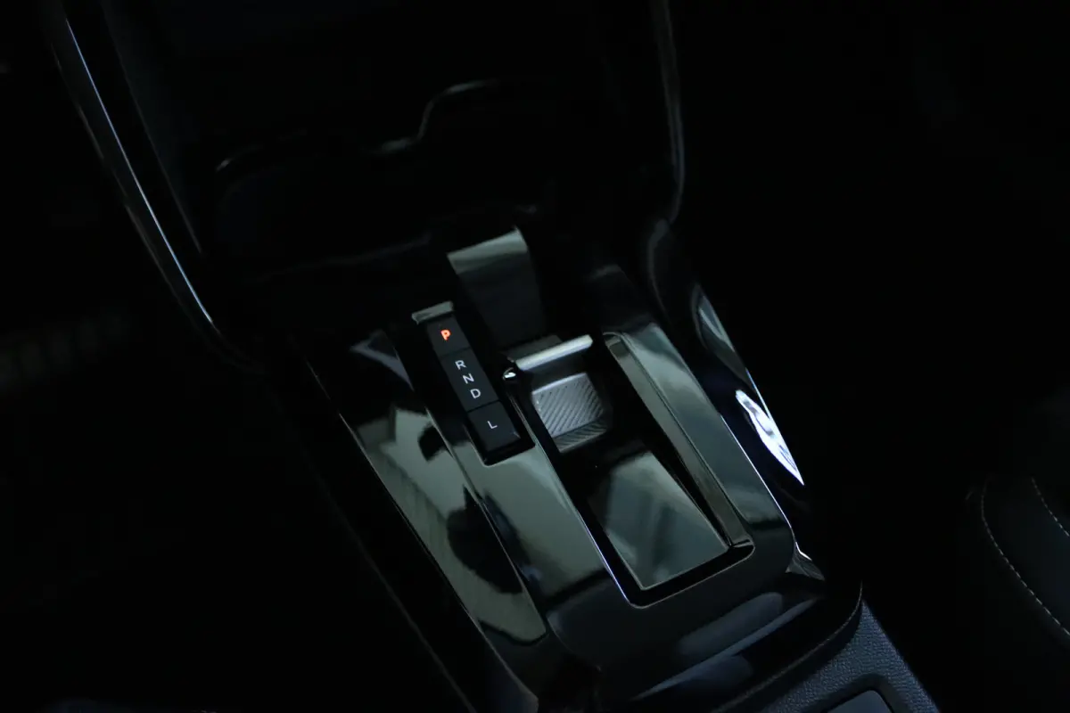 Max 1.2 Hybrid VOORRAAD ACTIE | 8 JAAR GARANTIE | Cruise Control | Camera | Navi | Climate | LMV | LED | Comfortstoelen | Carplay