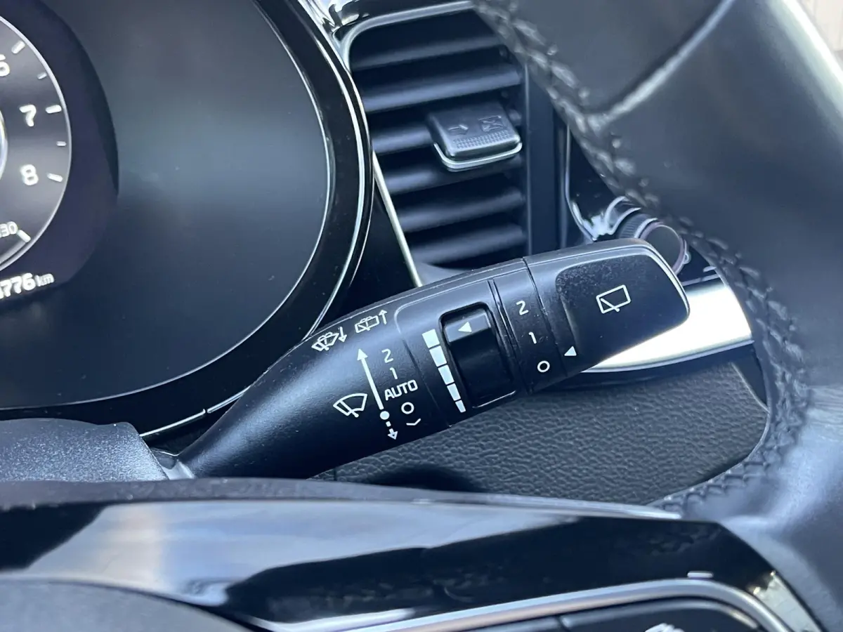 1.5 T-GDi DynamicPlusLine Automaat | Navi | Clima | Camera | Stoel/-Stuurverwarming | Afneembare Trekhaak | Elektr. Achterklep | Adaptieve Cruise | Keyless Entry