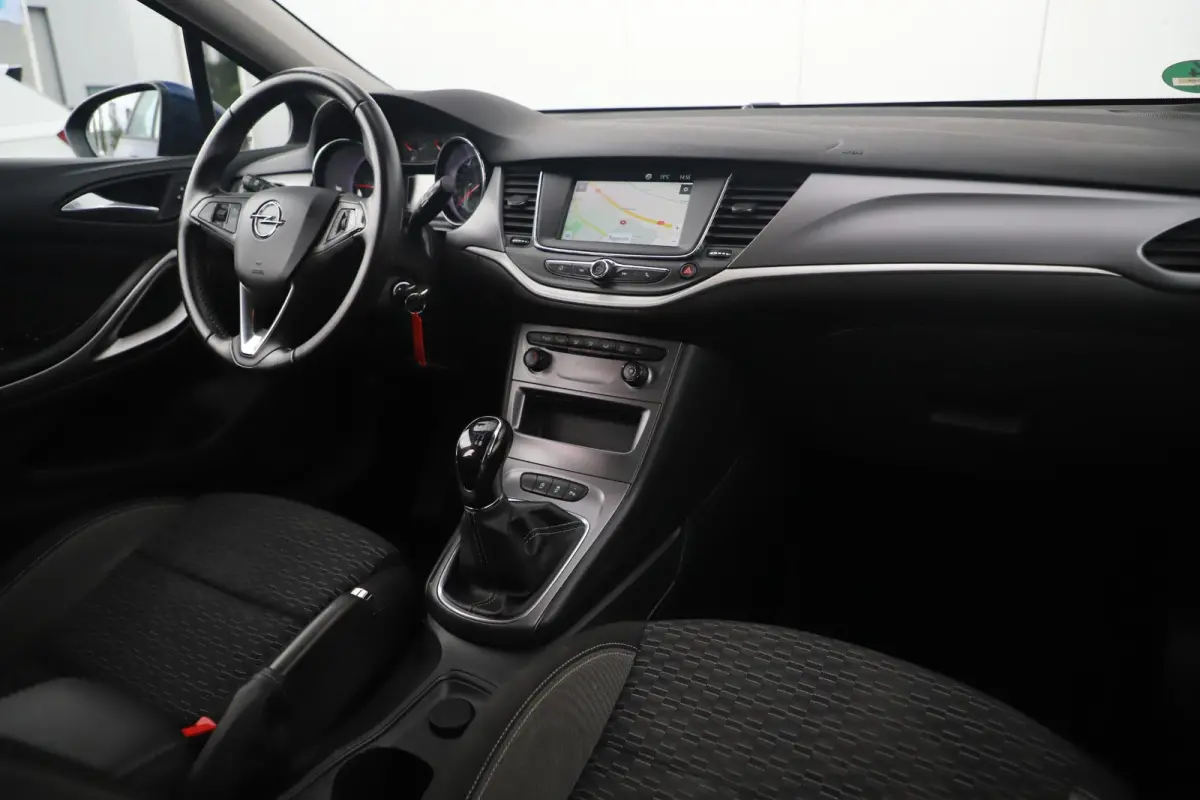 1.2 Edition 110PK Navigatie Comfortstoelen Carplay Android Bluetooth Parkeersensor LED Airco Cruise
