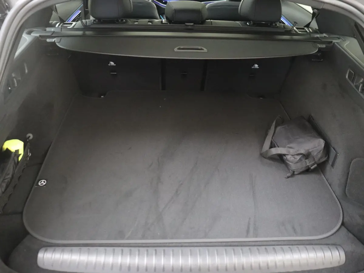 300 e Business Solution AMG / Superscreen / Panoramadak / Winterpakket / Rij-Assistentie / Stoelverwarming-Achter /