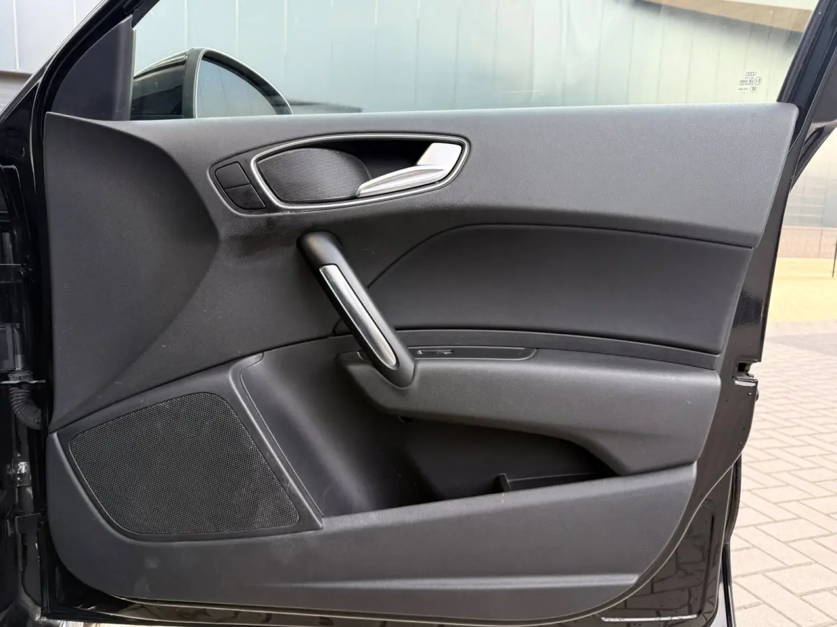1.4 TFSI Design Pro Line Plus