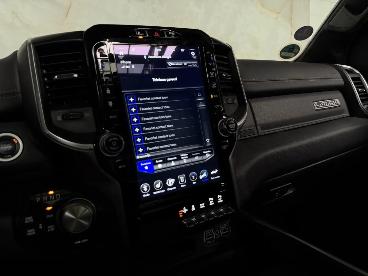1500 5.7 V8 4x4 Crew Cab Laramie G3 LPG