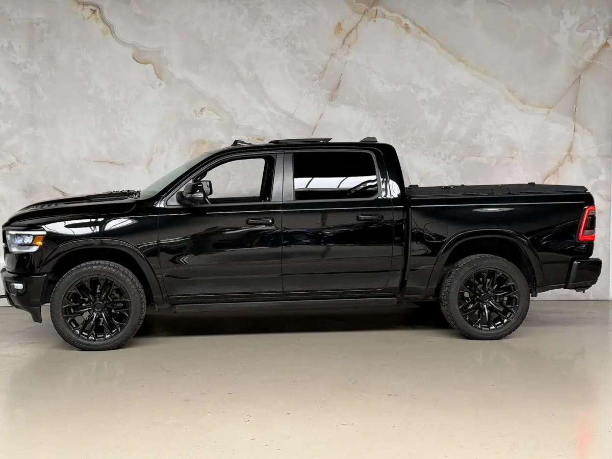 1500 5.7 V8 4x4 Crew Cab Laramie G3 LPG