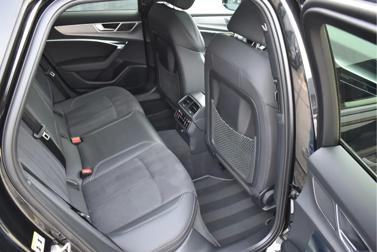 50 TFSI e Quattro S-Line Pano Matrix Leder Trekhaak S6 Diffusor 21 Inch