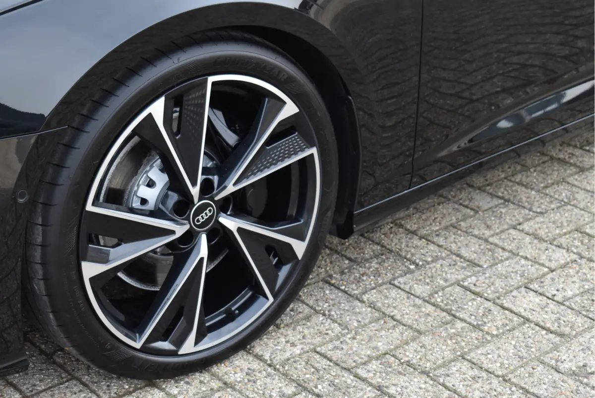 50 TFSI e Quattro S-Line Pano Matrix Leder Trekhaak S6 Diffusor 21 Inch