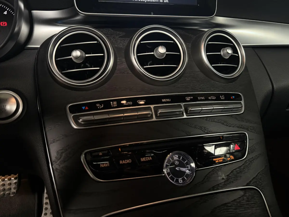 220 CDI Premium Plus AMG / Pano / camera /