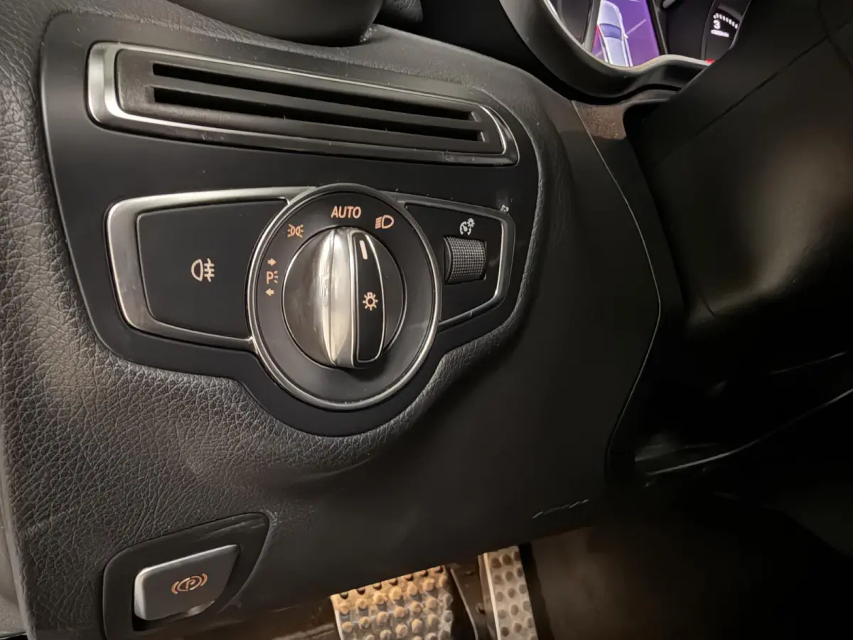 220 CDI Premium Plus AMG / Pano / camera /