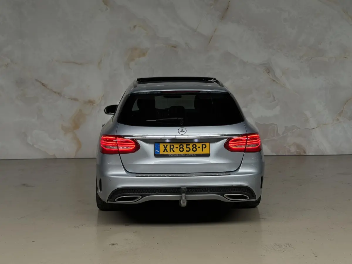 220 CDI Premium Plus AMG / Pano / camera /