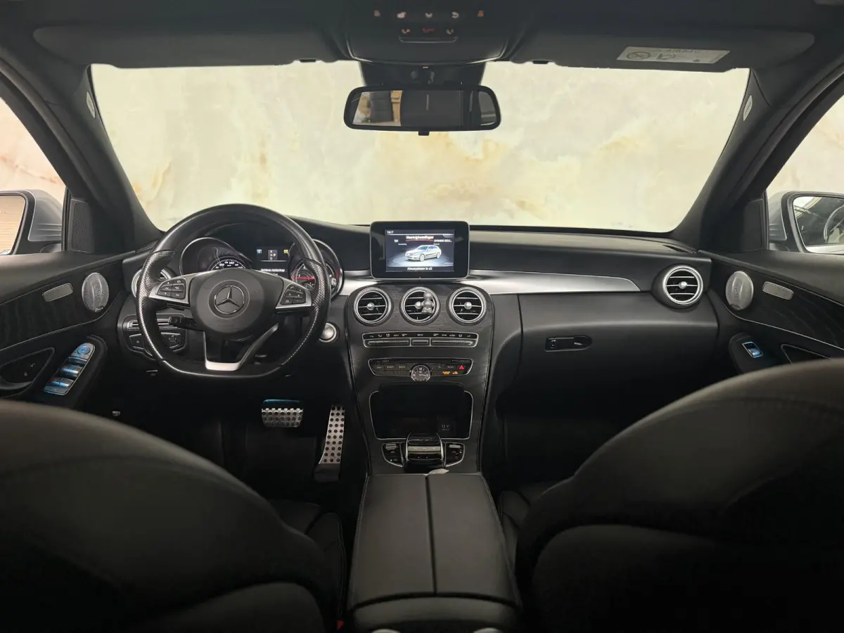 220 CDI Premium Plus AMG / Pano / camera /