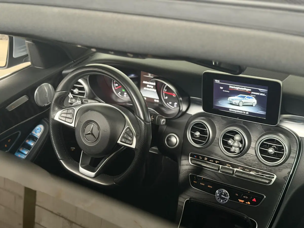220 CDI Premium Plus AMG / Pano / camera /