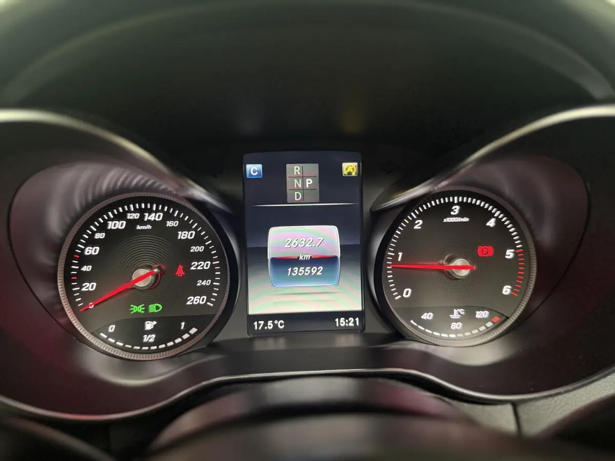 220 CDI Premium Plus AMG / Pano / camera /