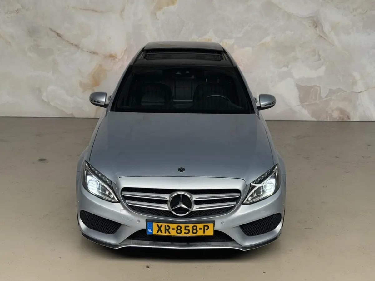 220 CDI Premium Plus AMG / Pano / camera /