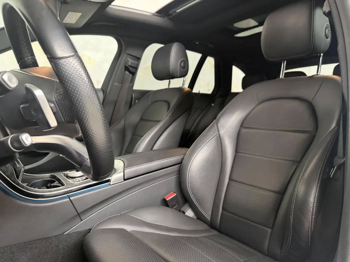220 CDI Premium Plus AMG / Pano / camera /