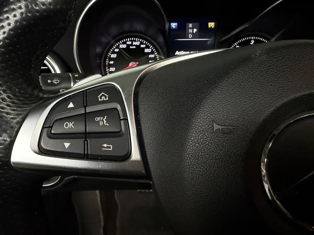220 CDI Premium Plus AMG / Pano / camera /