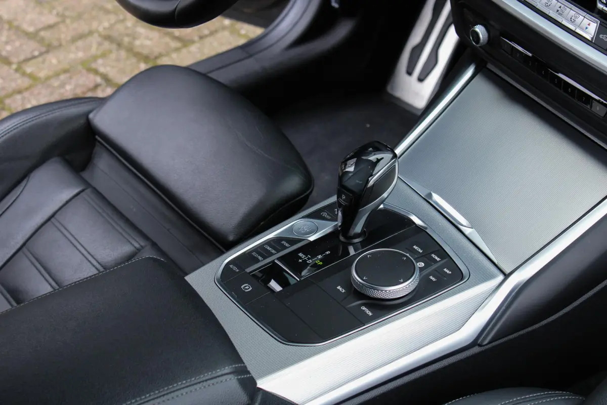 330i High Executive Edition M-sport / Dravit Grau / Head-up / 19'' Breyton / Elek. Trekhaak