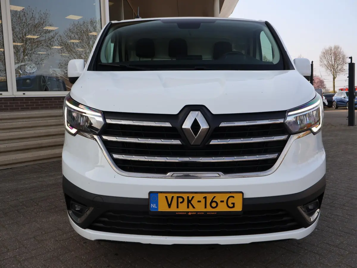 2.0 dCi 130 T30 WORK EDITION + APPLE CARPLAY | LED | CRUISE | CLIMATE CONTROL