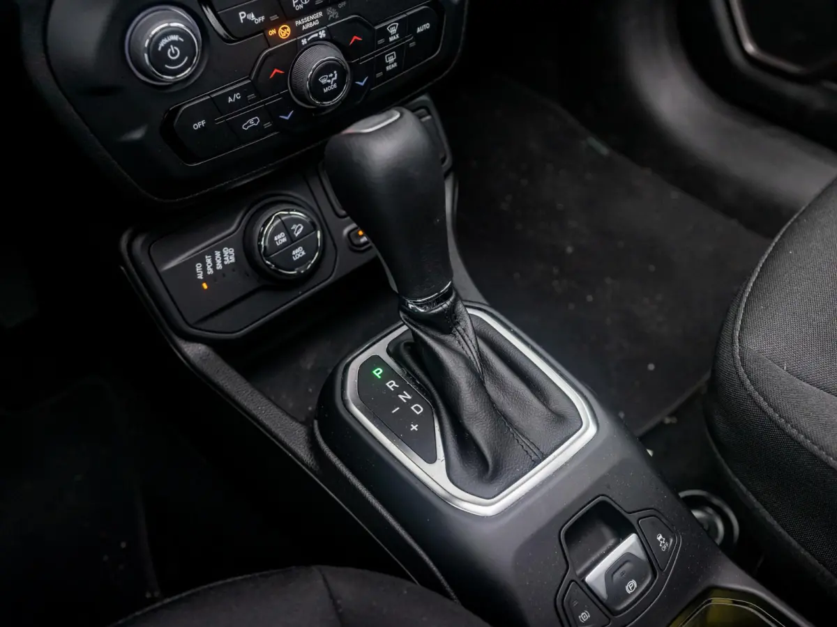 4xe 240 Plug-in Hybrid Electric The North Star | Teck Pack | Winter Pack | Navi
