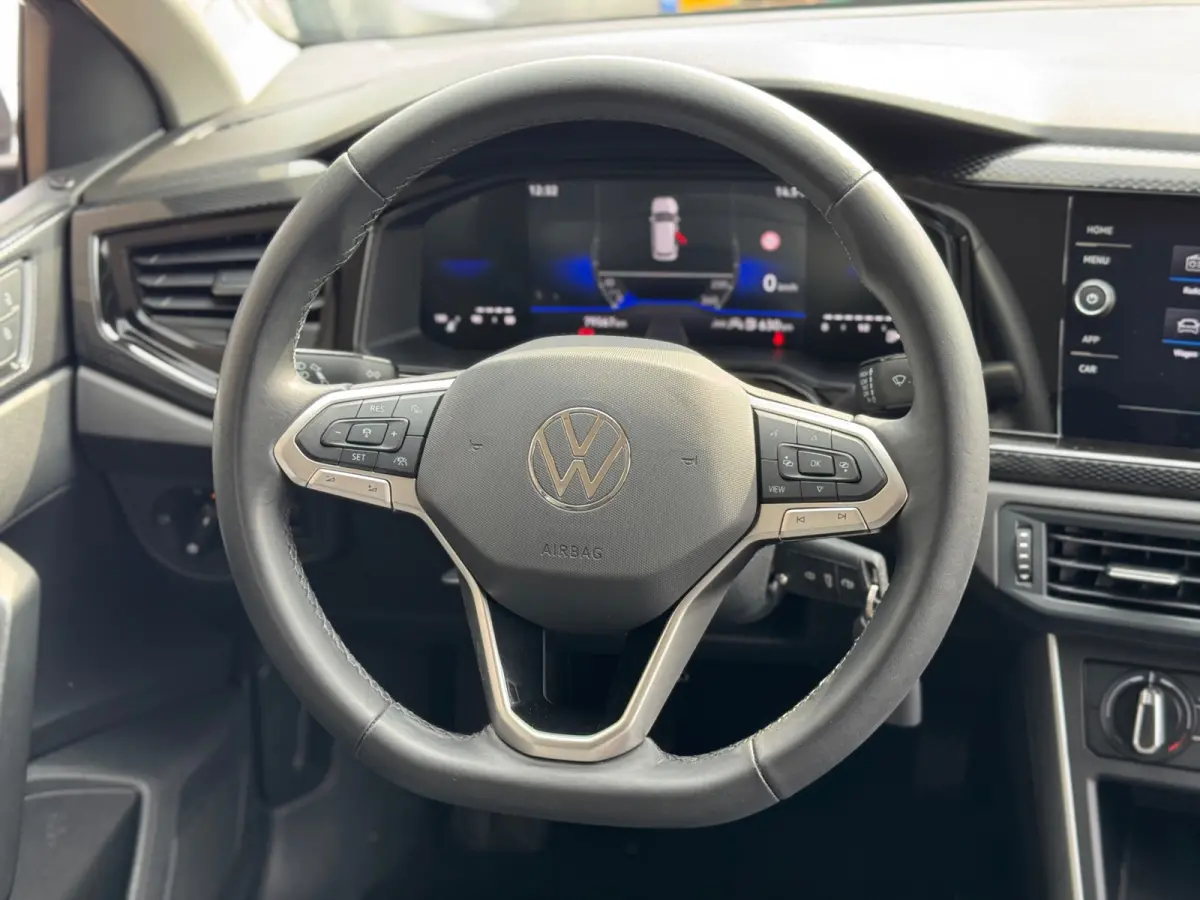 1.0 TSI Life Edition 2024 AIRCO CARPLAY BTW!