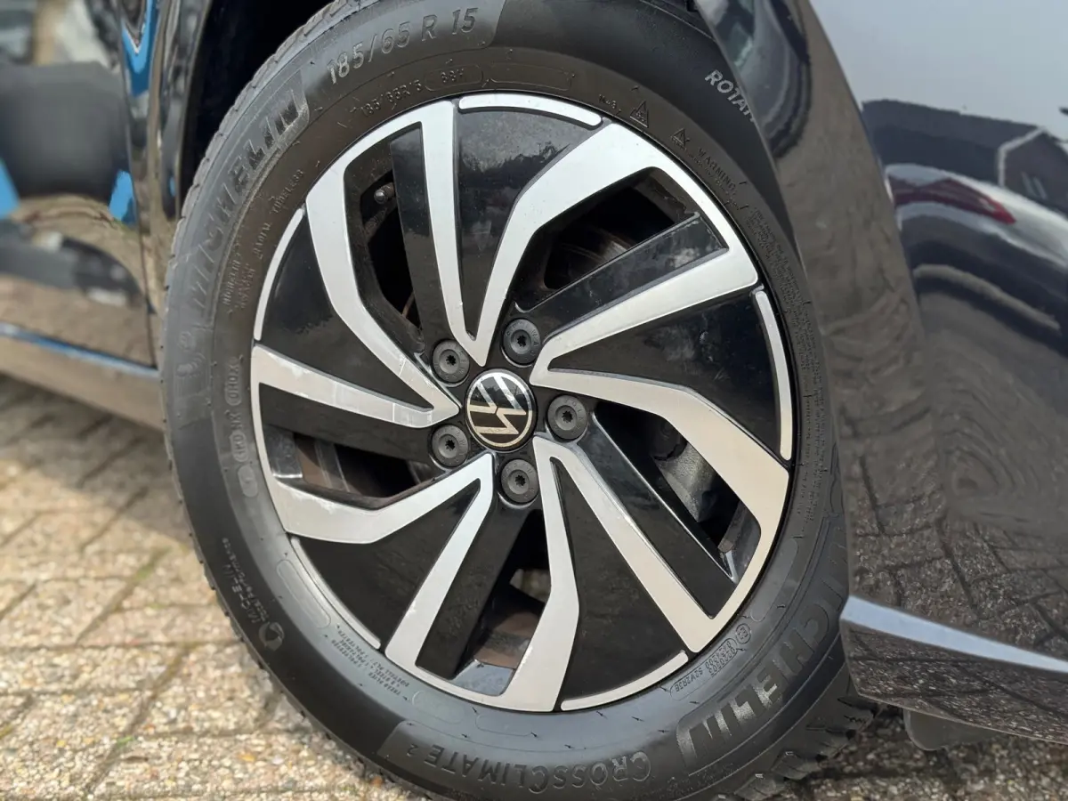1.0 TSI Life Edition 2024 AIRCO CARPLAY BTW!
