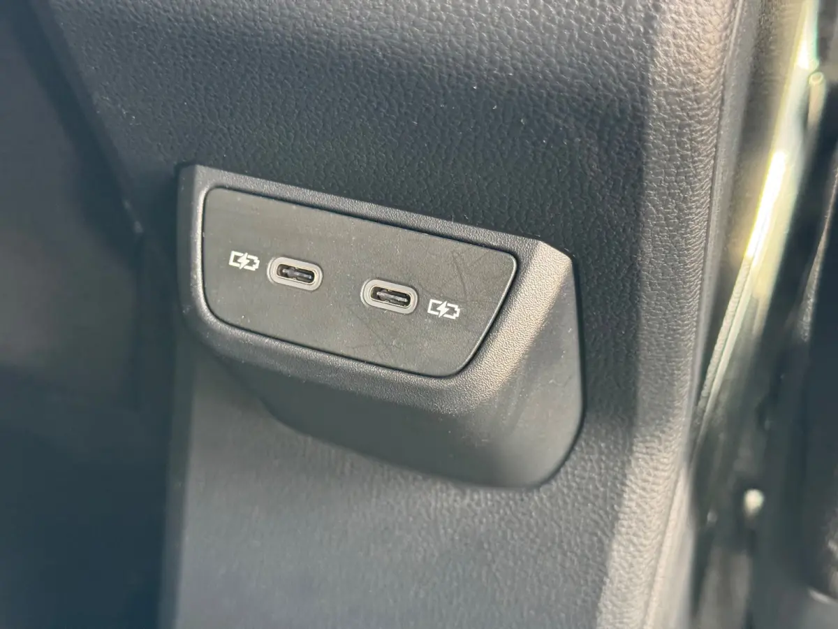 1.0 TSI Life Edition 2024 AIRCO CARPLAY BTW!