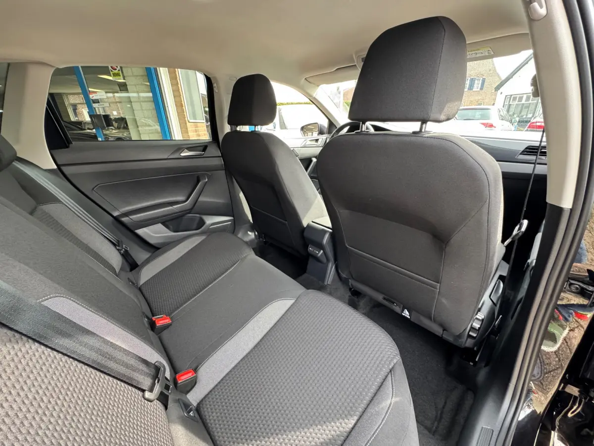 1.0 TSI Life Edition 2024 AIRCO CARPLAY BTW!