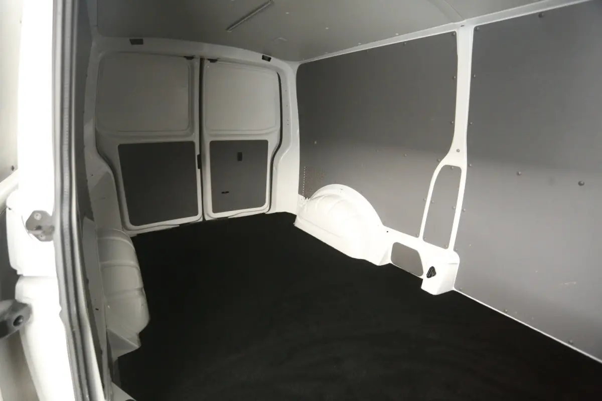 2.0 TDI L2H1 150PK | Aut. | Airco | Cruise | Carplay | 3 Zits | Parkeersens. | Trekhaak