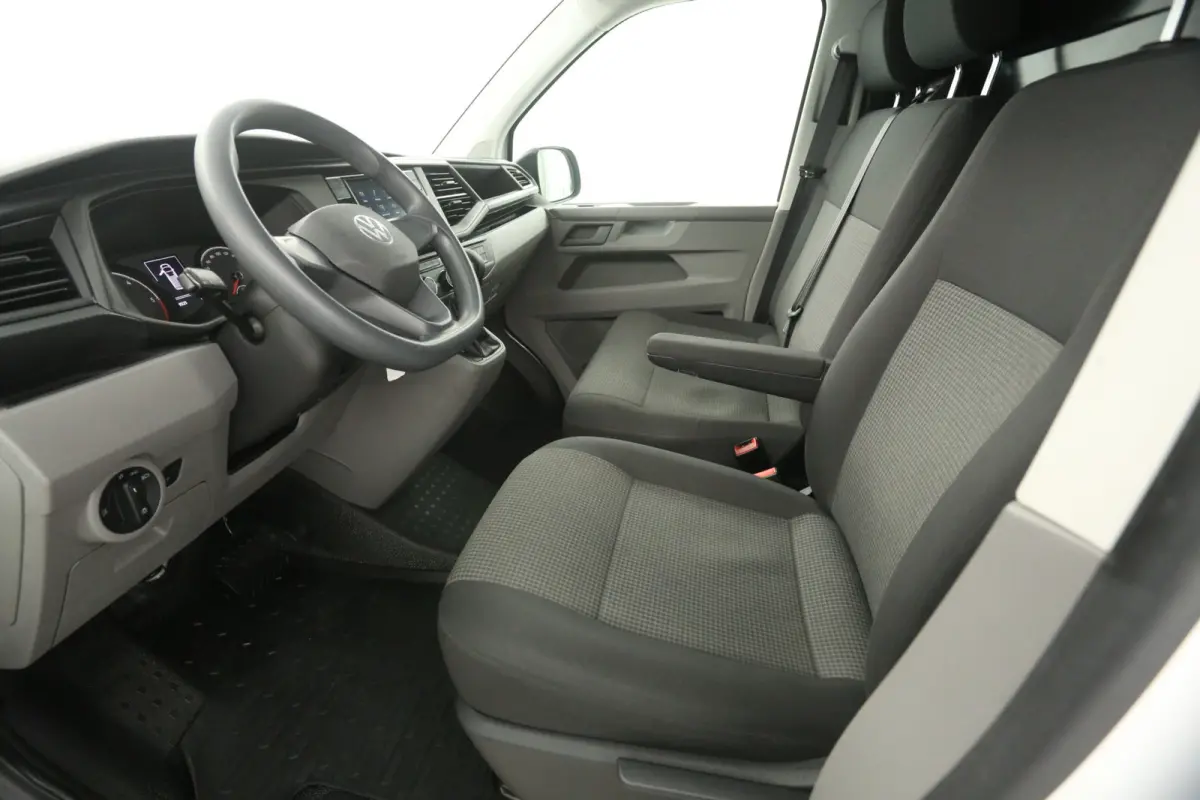 2.0 TDI L2H1 150PK | Aut. | Airco | Cruise | Carplay | 3 Zits | Parkeersens. | Trekhaak