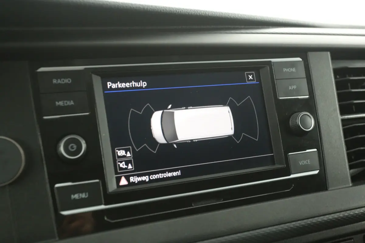 2.0 TDI L2H1 150PK | Aut. | Airco | Cruise | Carplay | 3 Zits | Parkeersens. | Trekhaak