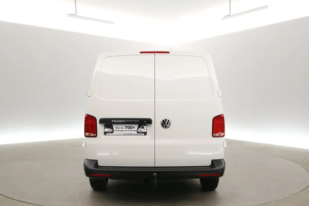 2.0 TDI L2H1 150PK | Aut. | Airco | Cruise | Carplay | 3 Zits | Parkeersens. | Trekhaak