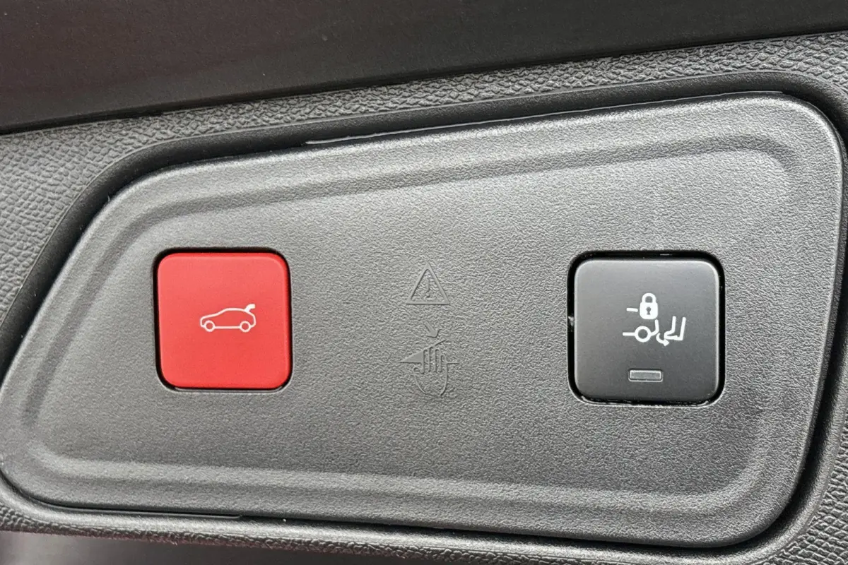 1.6 HYbrid 225 GT Nappa Leder Stoelverwarming Achteruitrijcamera
