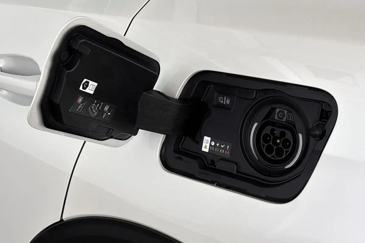 1.6 HYbrid 225 GT Nappa Leder Stoelverwarming Achteruitrijcamera