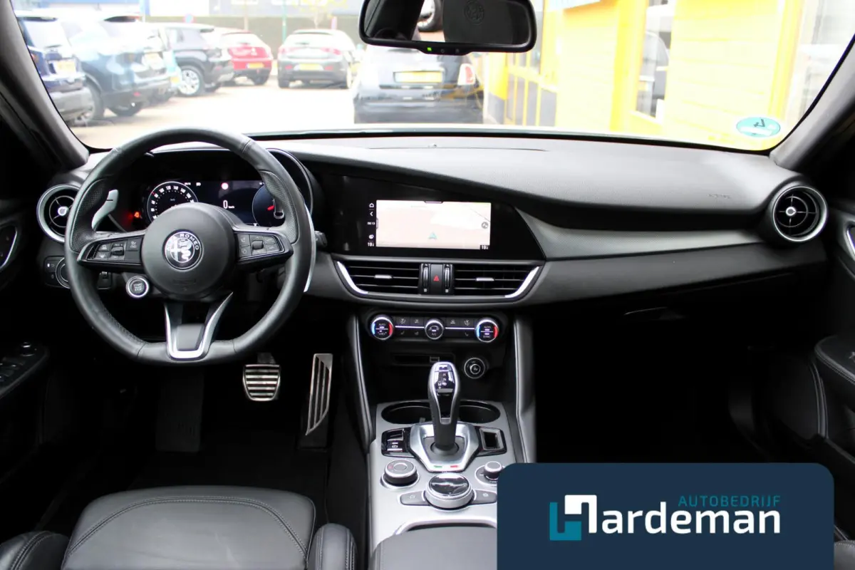 2.0 T GME AWD Veloce Panorama
