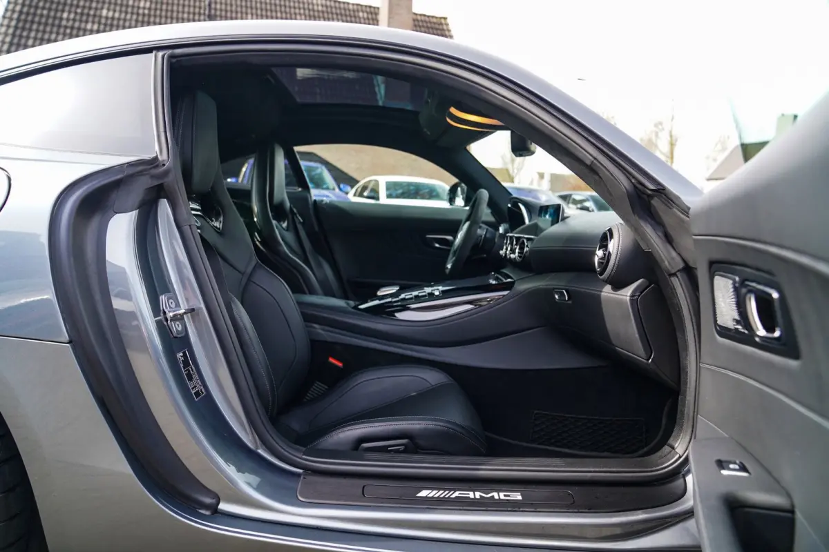 4.0 S Premium | Facelift | Keramisch | BTW incl. | 522PK | Sunroof | Stoelkoeling | Dealer onderhouden | NAP